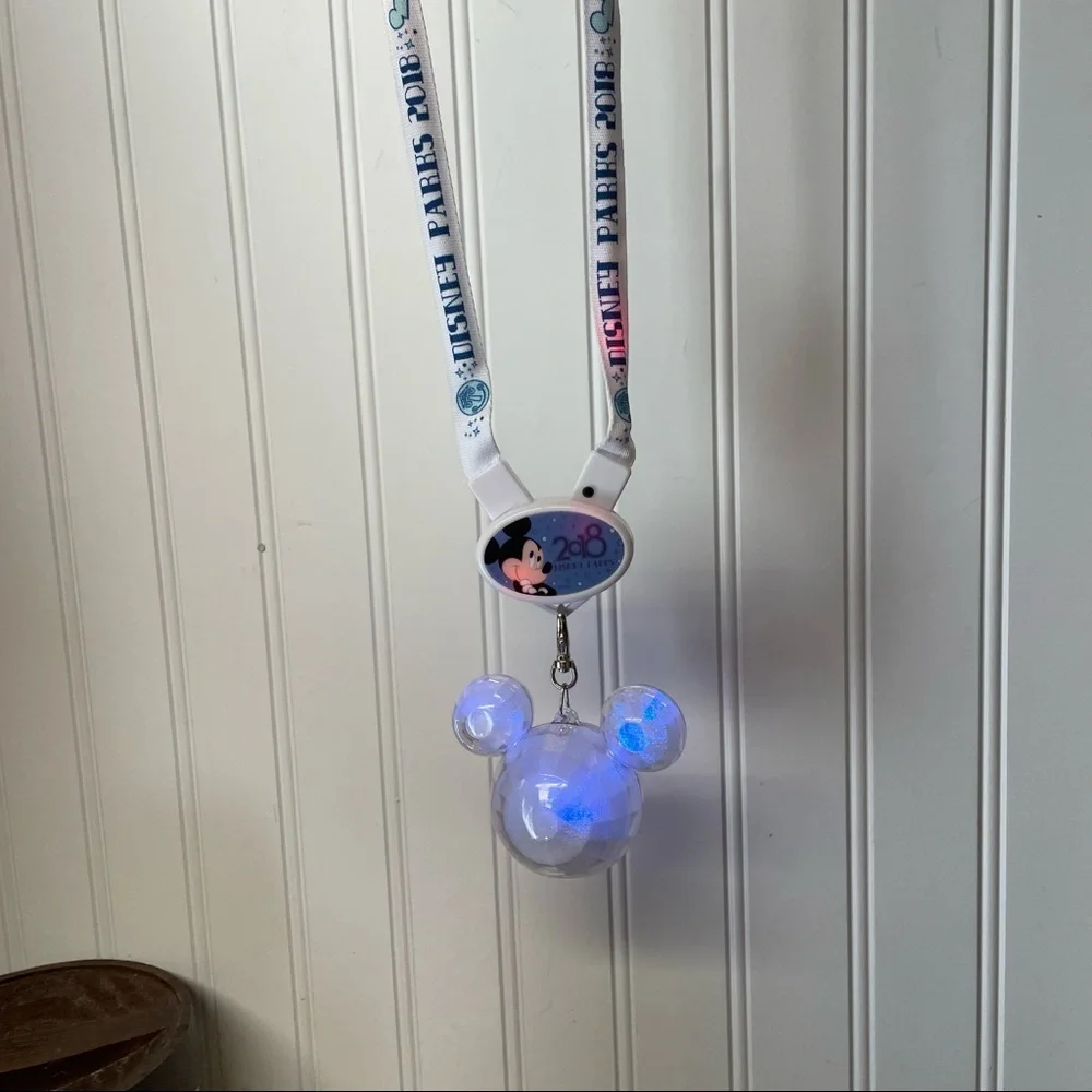 2018 Disney Parks Glow Up Lanyard